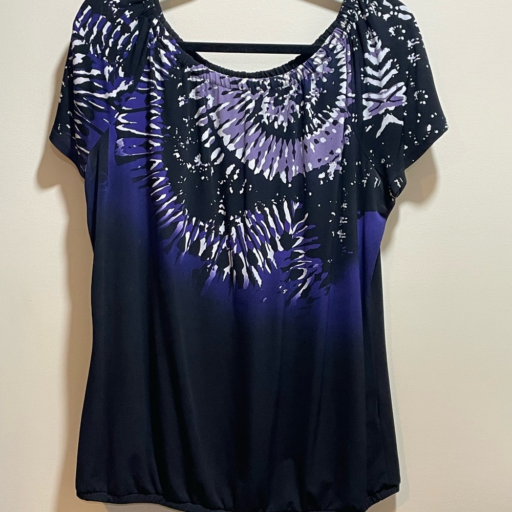 Limited Top Large - Picture 2 of 4